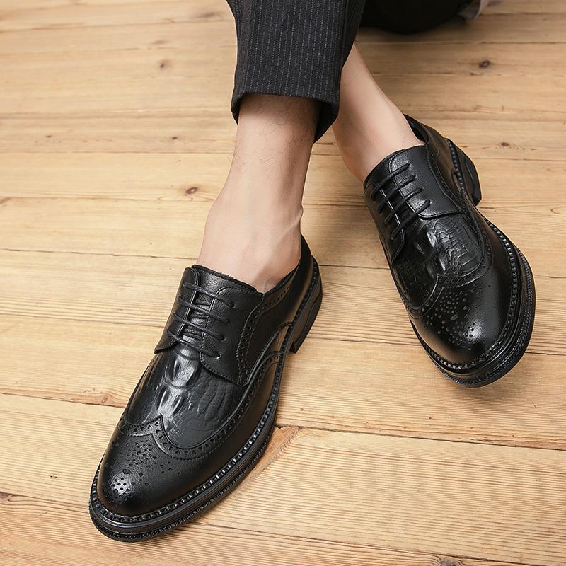 Casual Business Men's Leather Shoes and British Versatile Styles Leisure Party Groom Wedding Classic Black Brown Shoes Brogue