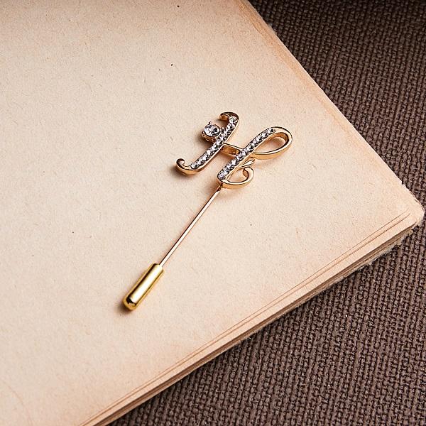 Letter Rhinestone Word Letter Pins Brooches For Women Butterfly Zircon Long Needle Brooch High Quality Clothing Jewelry Gift