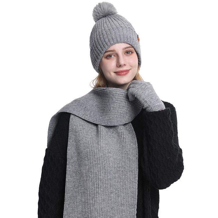 High Quality Winter Knitted Warm Set Custom Logo  Winter Gifts for Men and Women Scarf Beanie Hat and Gloves