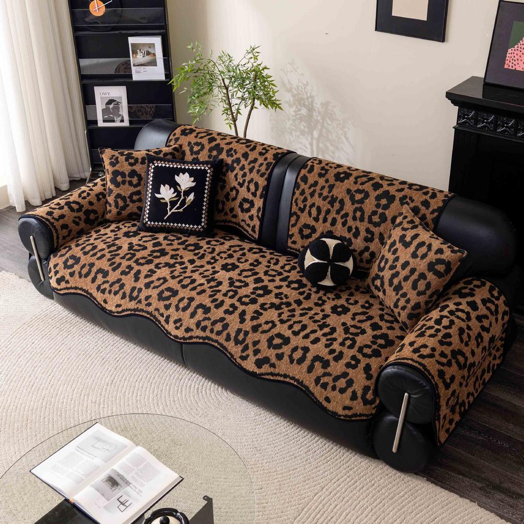 Special-Shaped Chenille Sofa Cushion, Universal In All Seasons, High-End Sofa Seat Cushion  New Non-Slip Sofa Cover Towel
