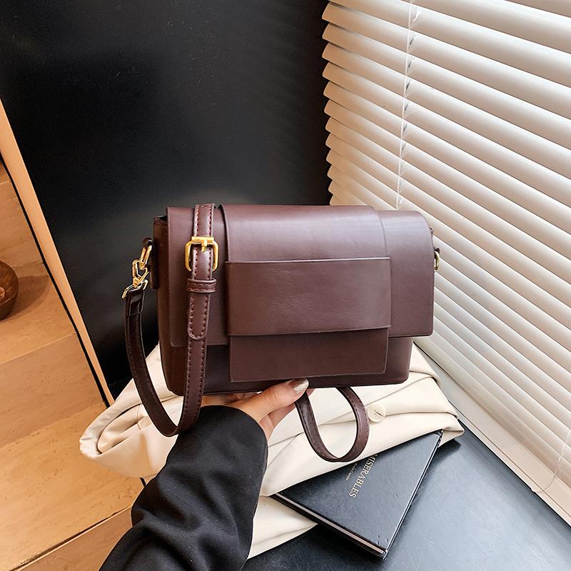 

Branded Mini Square Shoulder Crossbody Satchels For Women Pure Color Flap Shape Luxury Designer Clutch Purse 2026 Latest Handbag 22x16x6cm