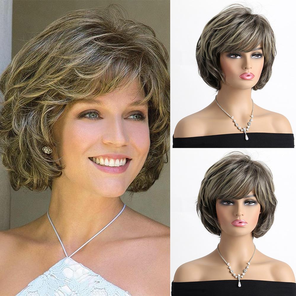 

Women Synthetic Short Wavy Wigs Stylish Fluffy Mixed Blonde Brown Hair with Bangs for Daily Party Costume Heat Resistant Fibre коричневий