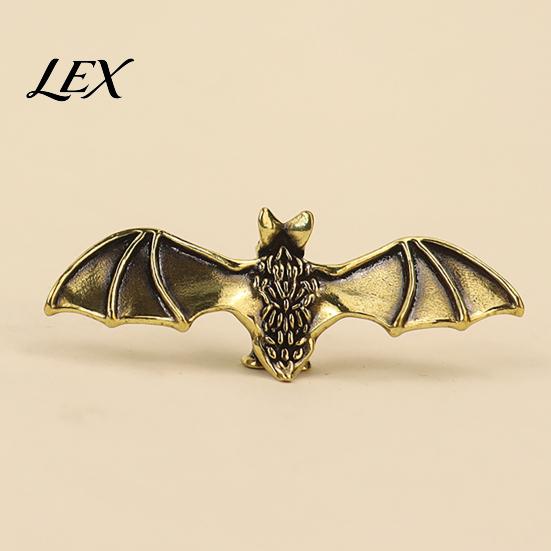Handmade Brass Bat Art Figurines, Vintage Copper Flying Statue, Collectible Mini Animal Durable Metal Decor Ornament, Desk Feng Shui Sculpture