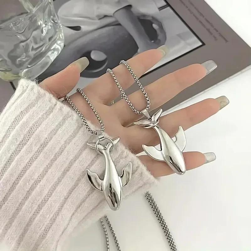Creative Design Animals Shape Whale Necklace Fashion Alloy Pendant Necklace Exquisite Small Whale Cold Wind Long Chain Unisex