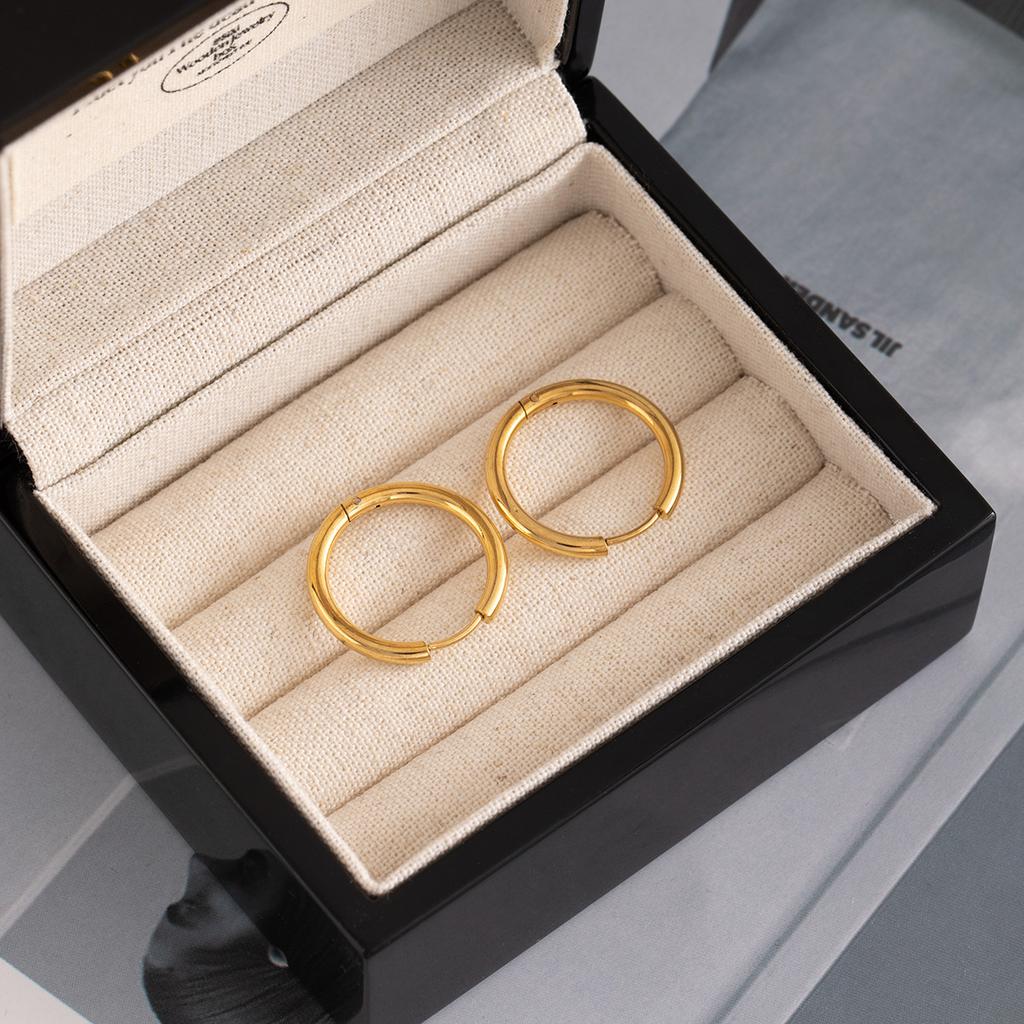 Retro Gold Plain Ring Earrings Simple Light Luxury Stainless Steel Stud Earrings Daily Commuting Premium Ring Earrings