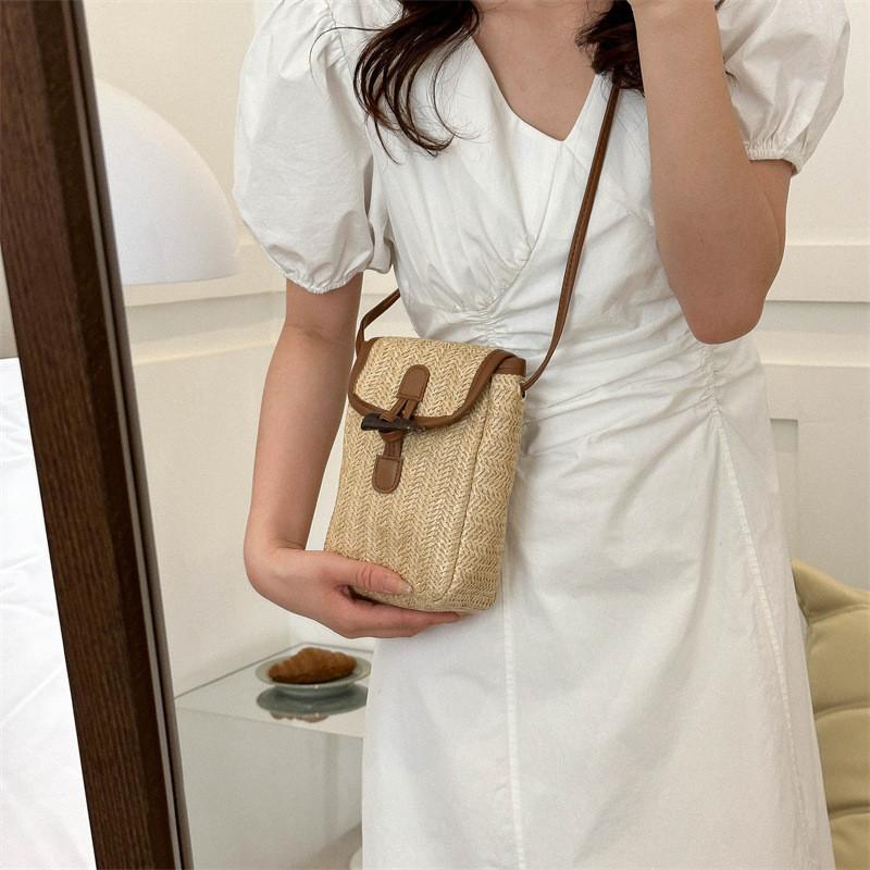 Stylish Women's Woven Crossbody Bag 2023 Trendy Mini Purse For Daily Use In White Black Khaki Brown