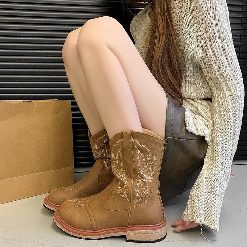 Women'S Retro Mid-Tube Boots Fall New Round Toe Embroidered Rear Zip Platform Non-Slip Block Heel Boots