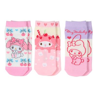 גרביים, גרביונים וטייצים (לבנות מעל גיל 4 שנים) – גרביים