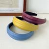 Korean Vintage Wide Hairband For Women PU Leather Solid Color Headbands Simple Temperament Elegant Hair Hoop Tie Hair Accessories Headwear
