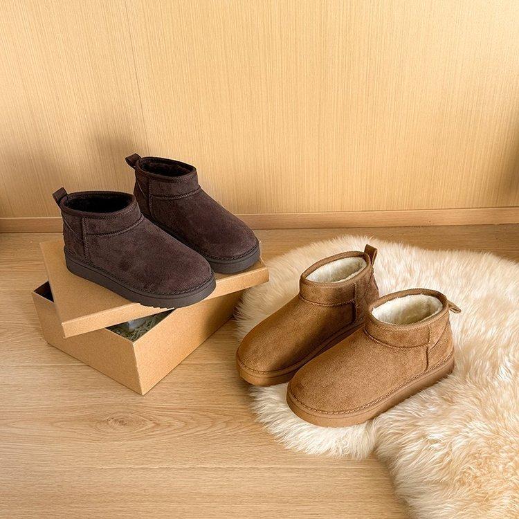 Thickened snow boots, velvet warm non-slip cotton short boots, lightweight large cotton shoes