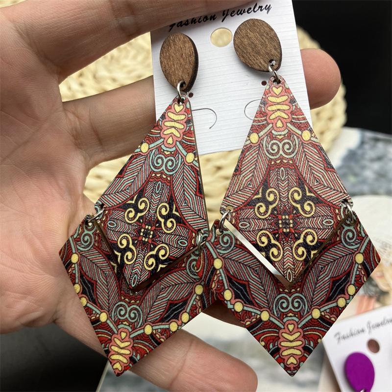 Vintage Painted Big Wooden Earrings Ethnic Exaggerated Pattern Geometric Statement Drop Earrings Vacation Party Jewelry