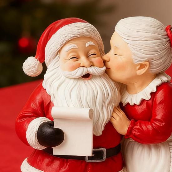Mr. And Mrs. Santa Claus Figurine Hand-Painted Christmas Resin Ornament Couple Gingerbread Man Elk Statue for Holiday Table Mantel Decor