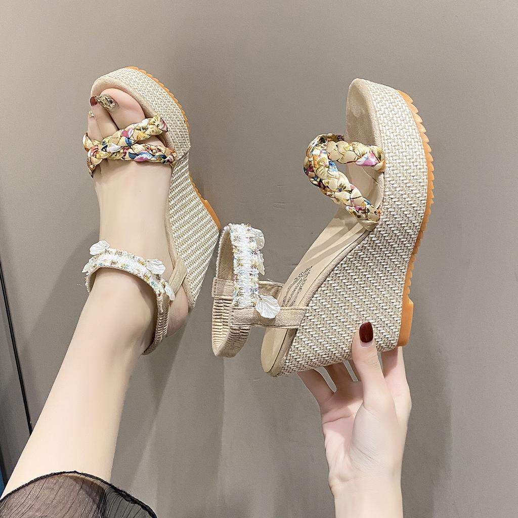 Fashion Clogs With Heel High Heeled Sandals Woman 2025 All-Match Ladies Shoes Summer Buckle Strap Large Size Suit Female Beige Thick Hig