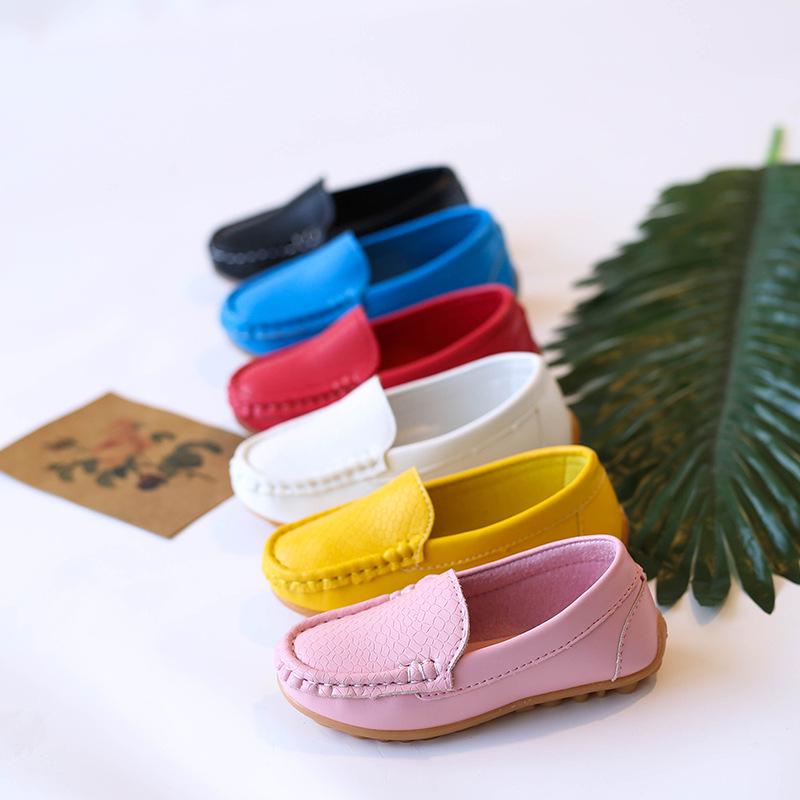 JGSHOWKITO Scarpe per bambini Colori caramella Unisex Ragazzi Ragazze Mocassini morbidi Slip-on Scarpe in pelle PU per bambini Taglia 21-38 Mocassino Hot