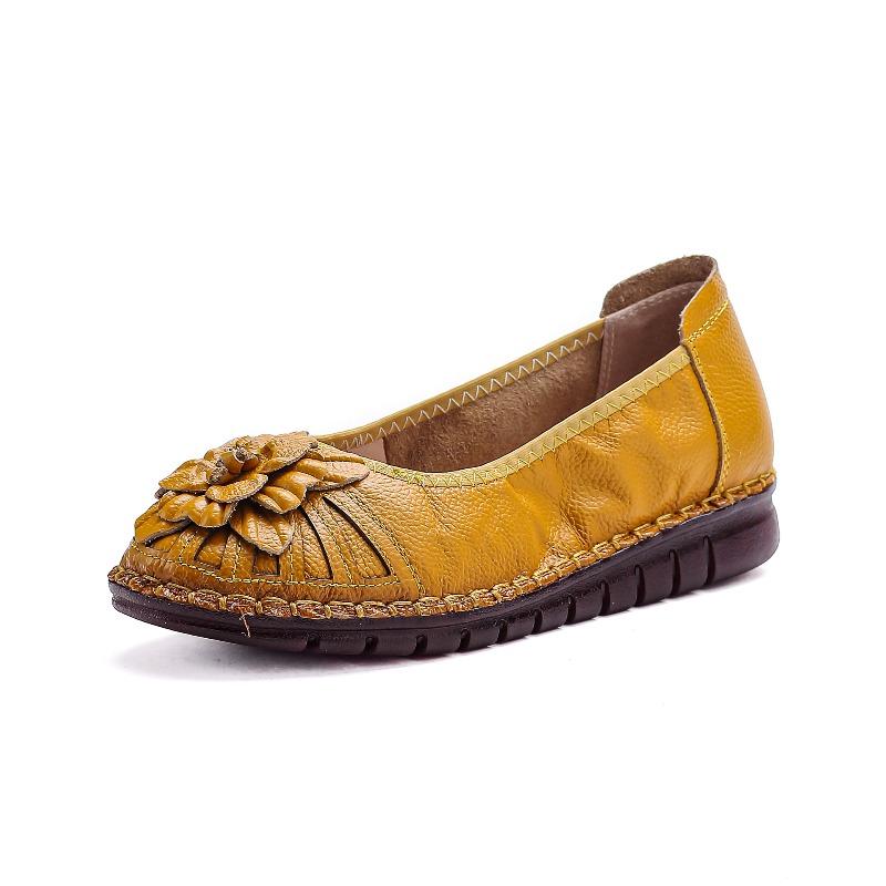 The First Layer of Cowhide Soft-soled Women's Shoes Is Comfortable and Breathable, Medium and Old Mother Shoes, Flat Leather Single Shoes.