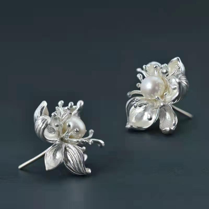 Three-Dimensional Design New Inlaid Pearl Flower Women'S Earrings Exaggerated Exquisite Party Jewelry Accessories