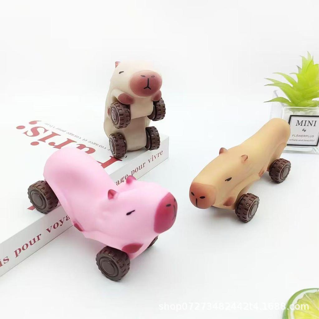 Capybara Lalla Decompression Stretch Car - Adorable Sand-Fixing Toy