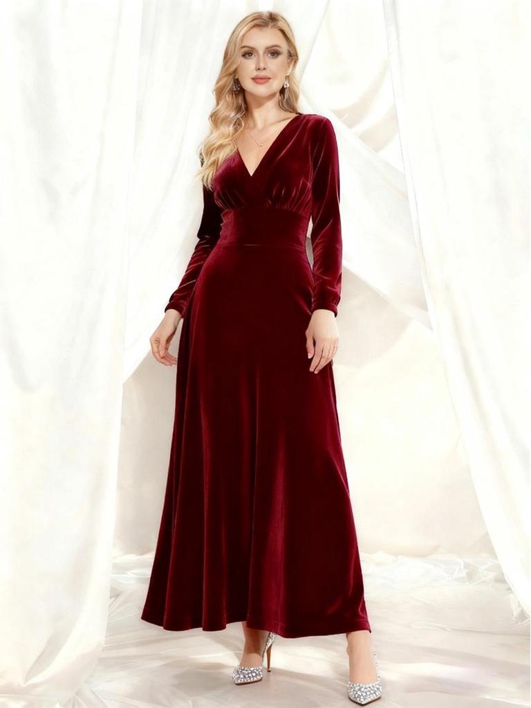 European & American Women's Velvet V-Neck Long Sleeve Dress (Autumn/Winter 2026)