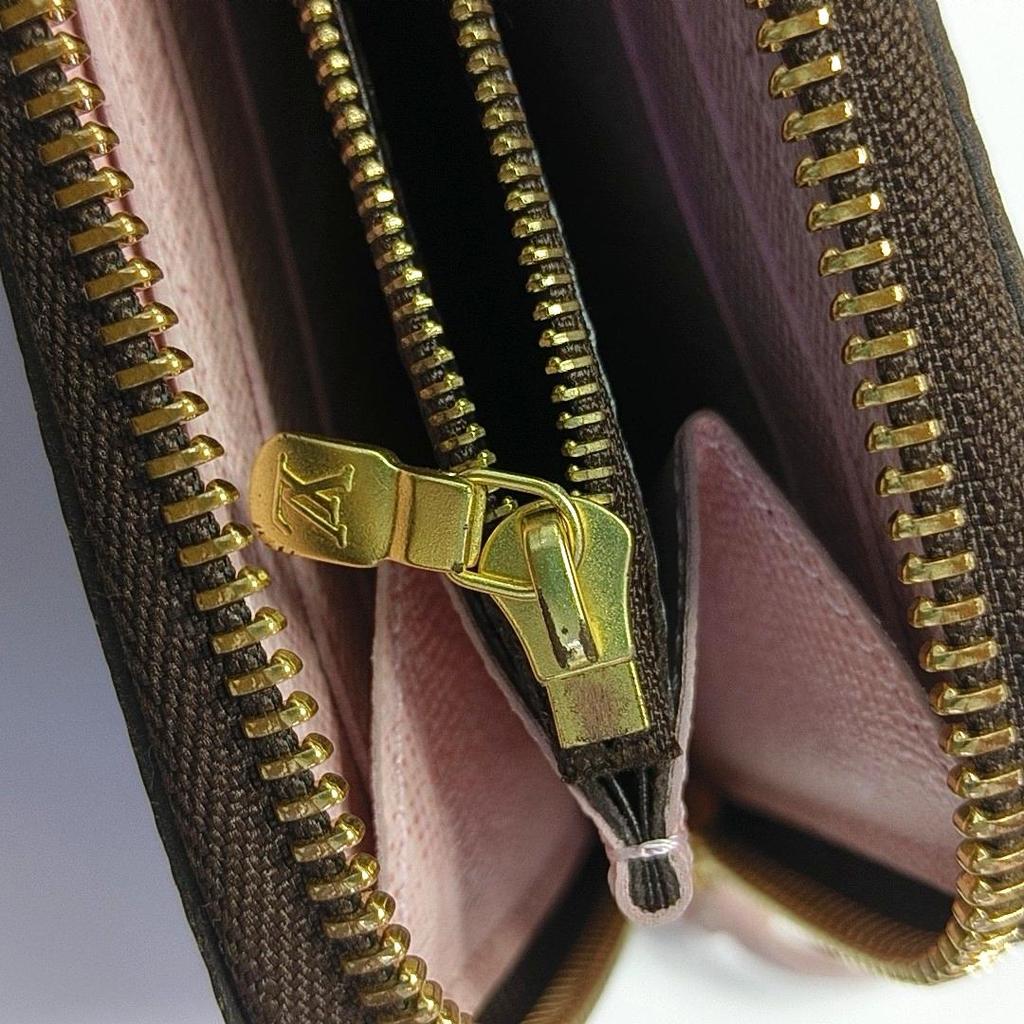 [Pre-Owned] Clémence Monogram Zipper Wallet - Very Good #6O4WXX