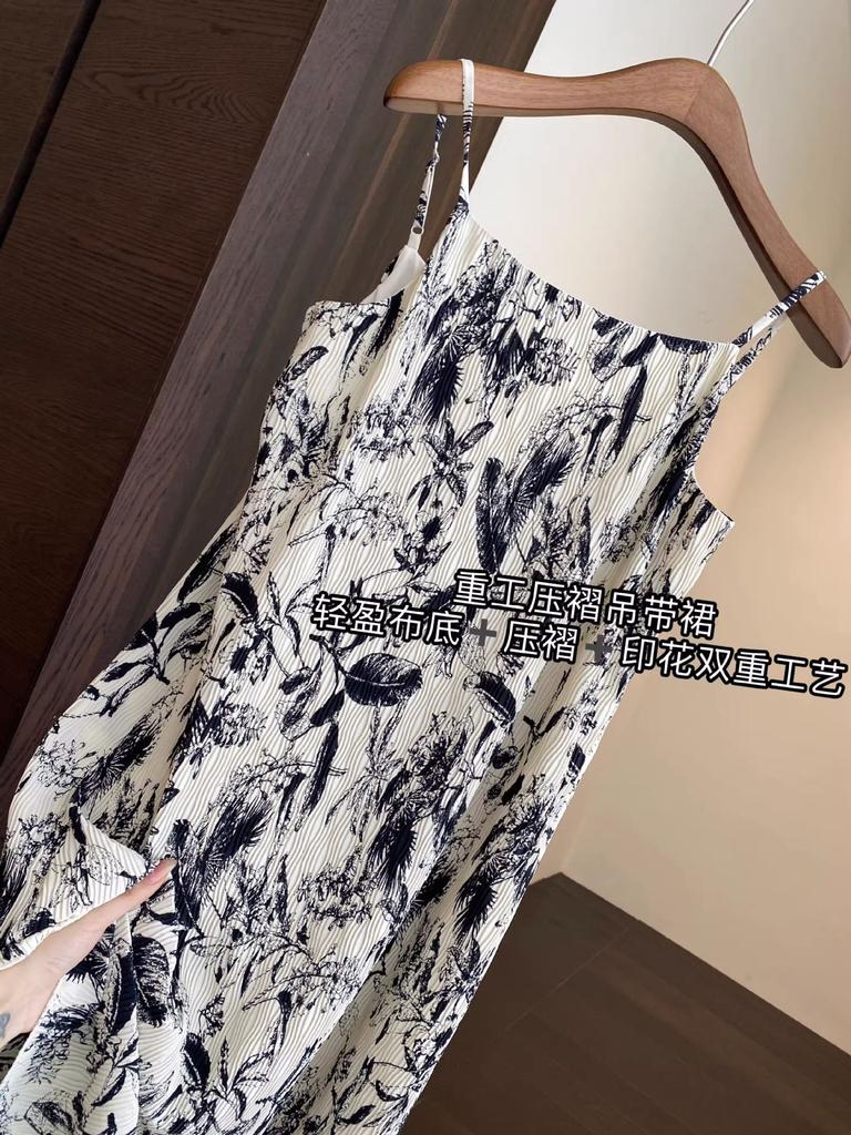 Smart and Elegant, Heavy Industry Pleated Double-layer Craft Printing Holiday Dress Suspender Skirt Women's Summer New