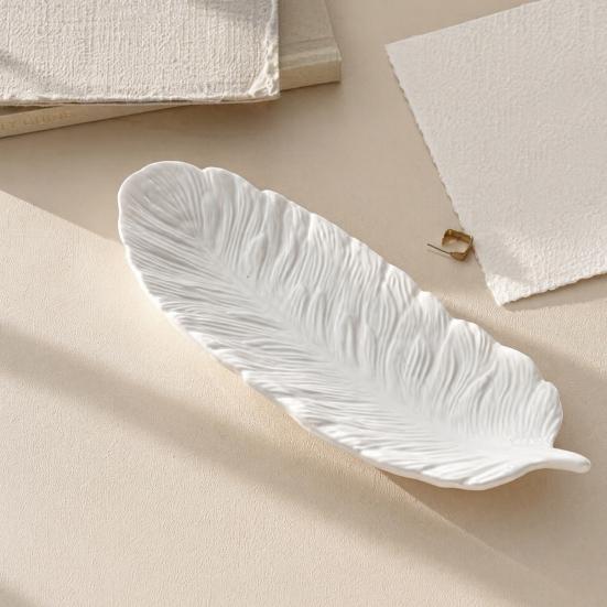 White Feather Jewelry Tray, Plaster Feather Trinket Dish, Decorative Wing Jewelry Dish for Earrings Necklaces Bracelets Dressing Table Decor