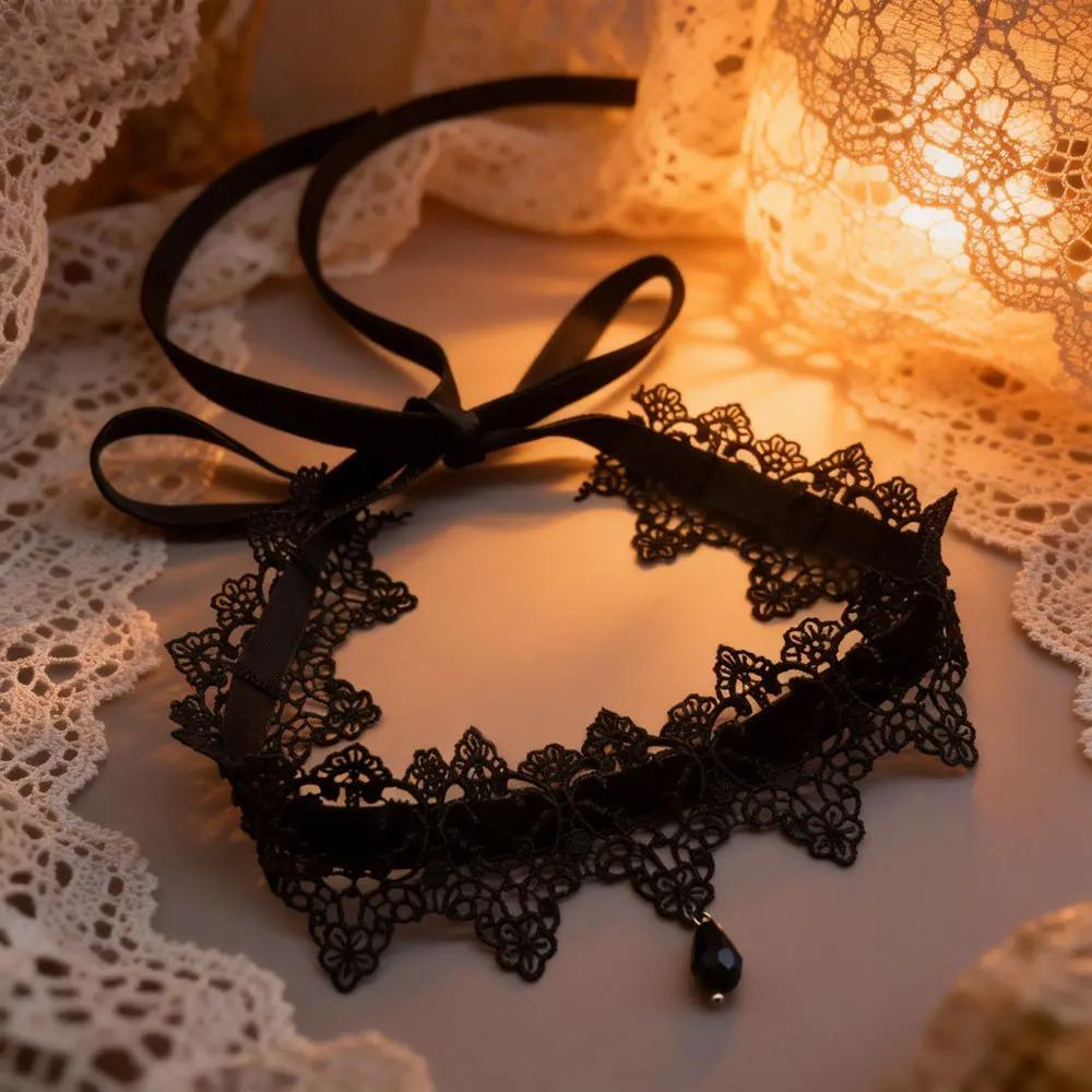 Sexy Lace Bowkot Choker Necklace for Women Gothic Collar Vintage Elegant Black Wirered Short Chain Necklace Jewelry