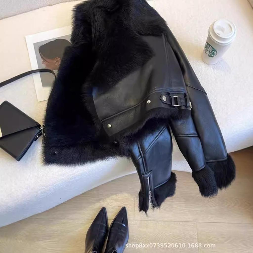 Dámské kabáty z umělé PU kůže Kabát s kožichovým límcem Tlusté teplé krátké bundy Jarní Streetwear Bunda s knoflíky a prošitím Podzim Zima