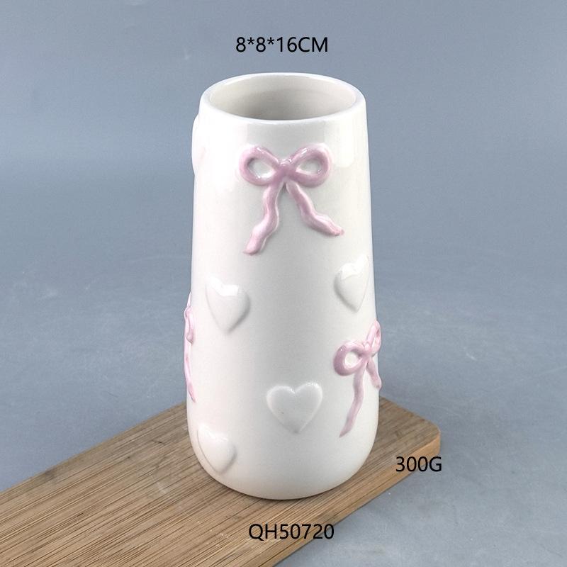 

Simple High-Grade Ceramic Binaural Striped Vase Ornament Fun Decoration Black Striped Vase Ceramic Crafts bowknot vase