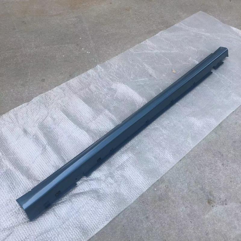 Sylphy Classic Side Skirt Lower Beam Painted Trim