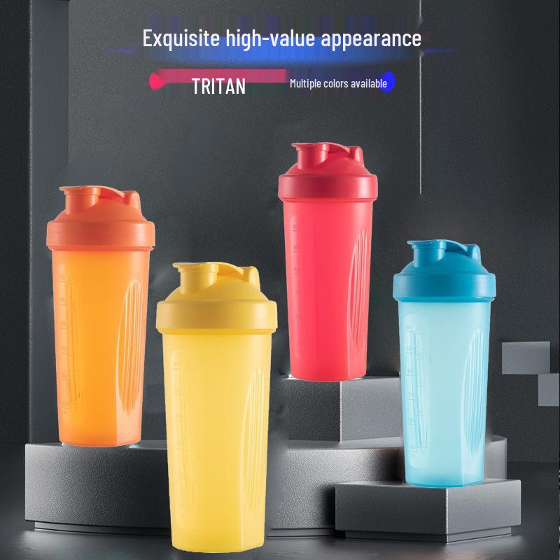 600ml Shakerflasche für Proteinshakes und Smoothies mit Messskala – Anpassbares Logo für Outdoor-Fitness und Sport.