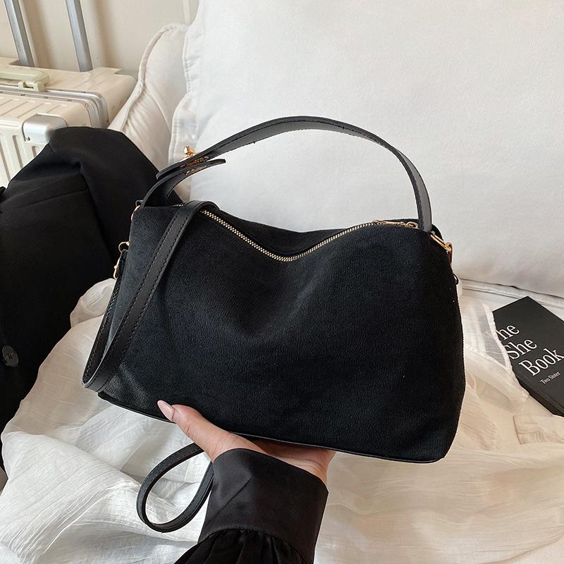 1 Stück Damen High-End-Gefühl Große Kapazität Tasche Damen Einfache Pendler Schulter Handtasche Herbst und Winter Mode Vielseitige Damen Tasche