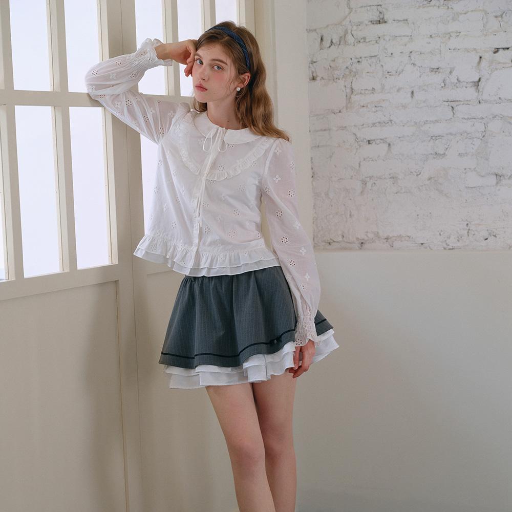 CEST MOIDEW Cest_Embroidered Flower Ruffle Blouse
