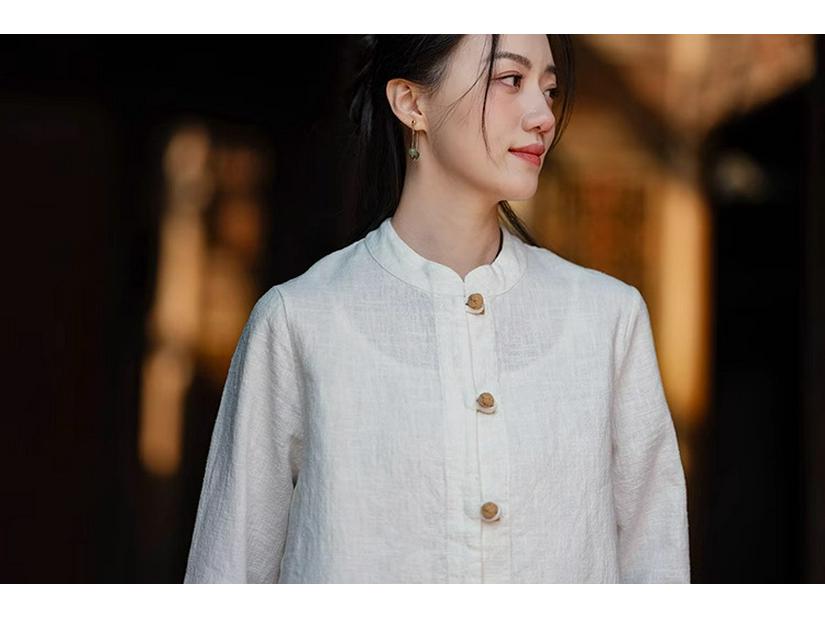 Young Women's Cotton-Linen Zen-Inspired Frog Button Cardigan for Eight Brocades Exercise