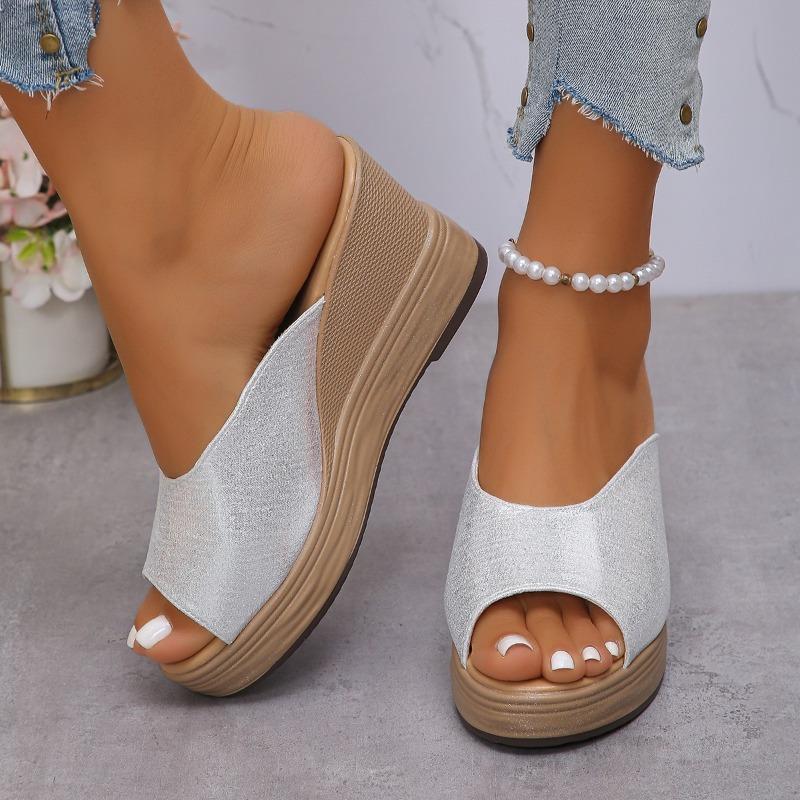 Fashion Ladies Shoes 2025 Fashion Plus Size Women's Slippers Summer New Outdoor Casual Concise Comfortable Non-Slip Platform Slippers