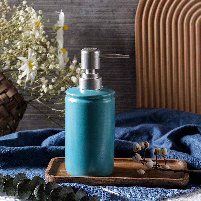 European Style Bathroom Portable Ceramic Liquid Soap Bottle 380ml Shampoo Dispenser Bottle Soap Dispenser Bathroom Accessories