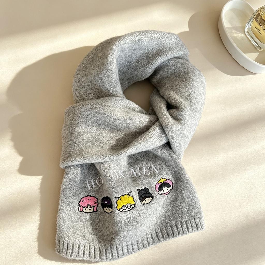 Korean-style Embroidered Cartoon Scarf Cute Design Thickened Knit Scarf, Versatile Popular Couple Neck Warmer