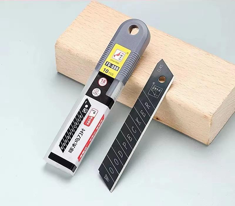 

V-shaped 45° Woodworking Chamfer Planer Portable Manual Chamfering Tool Adjustable Angled Board Deburring Corner Trimming Planer blade