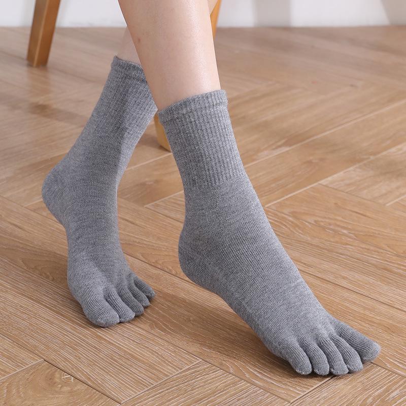 Women's Cashmere Five-Toe Socks - Thick, Warm, and Sweat-Absorbent for Autumn and Winter