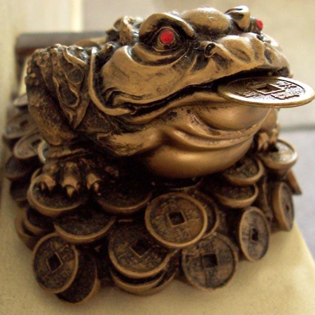 Chinese Amulet Toad Frog Feng Shui Yin Yang Home Office Decor  Vintage Protect Charm Talisman Powerful Wealth Success Health Lucky Jewelry Unisex