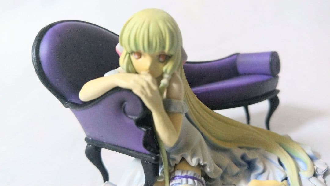

[USED] Chobits Volume 7 First Limited Edition Chi Figure