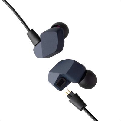 Final A4000 [FI-A4DPLDN] Kablede In-Ear Høretelefoner med 2-pins stik og Høj Lydkvalitet, Vinder af VGP 2021 Høretelefonprisen