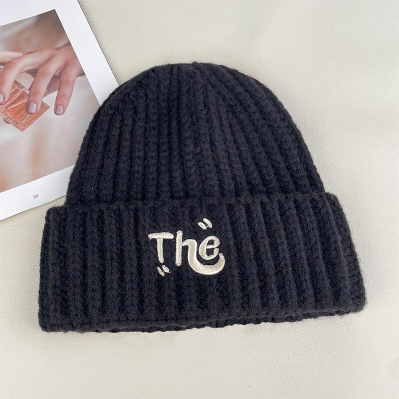 2025 Women's Korean Style Knitted Beanie - Warm Wool Ear Protection, Large Fit, Fashionable English Letter Design.