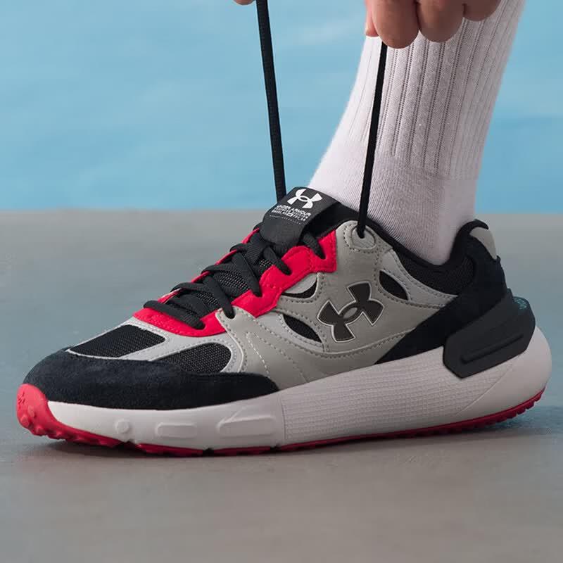 Under Armour Lightweight Breathable Running Shoes 37.5