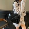 Simple and large-capacity backpack bag women's 2025 spring new trendy Korean underarm bag high-end shoulder tote bag