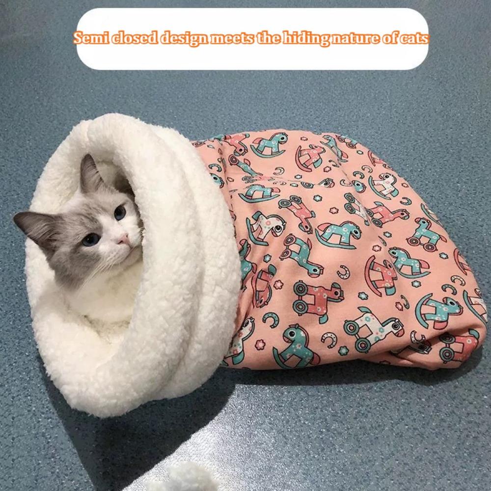 Cat Sleeping Bag Cat Nest Lamb Wool Material Winter Warm Pussy Sleeping Bag Semi Enclosed Design Kitten Nest Cartoon Pet Supplie