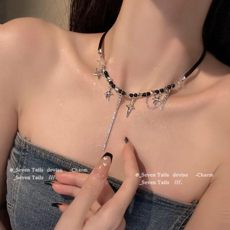 Czarny Naszyjnik Klawikularny z Koralikami typu Starburst dla Kobiet - Elegancki Dodatek Choker