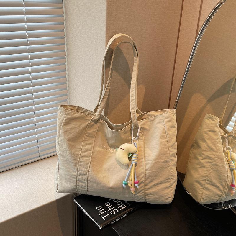 Large Capacity Cloth Bag Women's New Fashionable Versatile Portable Shoulder Bag Going Out Commuting Tote Bag