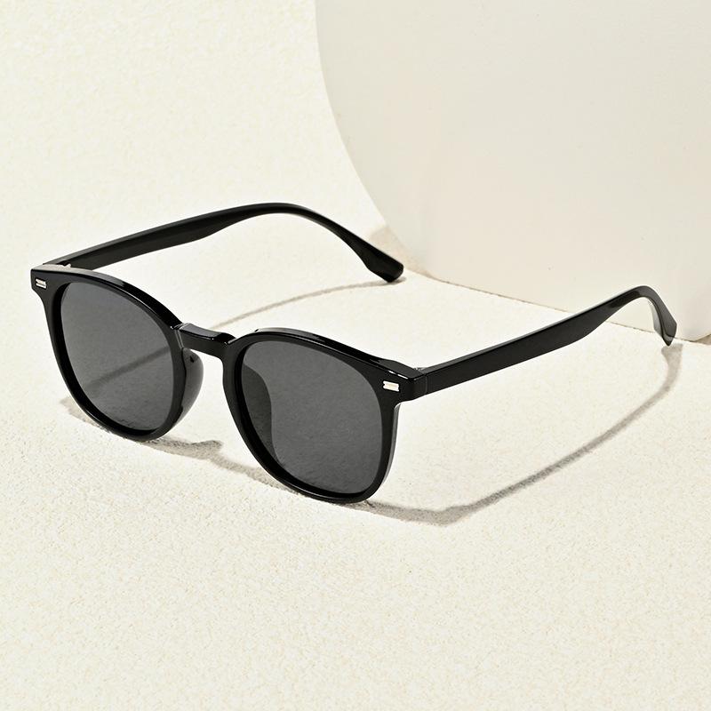 Tr90 Men'S Polarized Sunglasses Uv Protection Driving Glasses Fashion Retro Sunglasses Women'S Tide