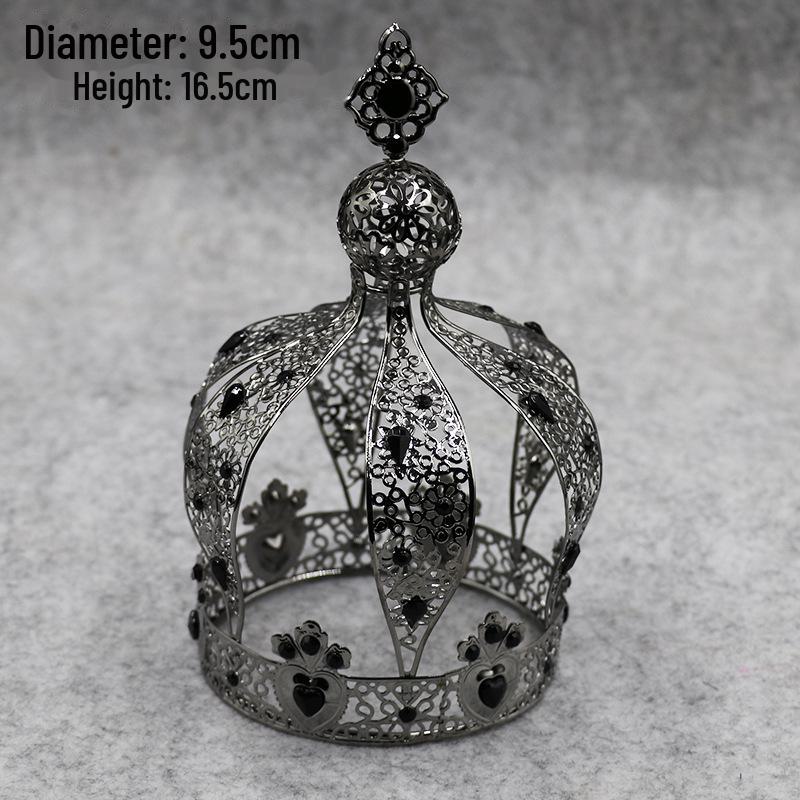 Queen Crown Cake Decoration with Lace, Pearls, and Baby's Breath for Birthdays