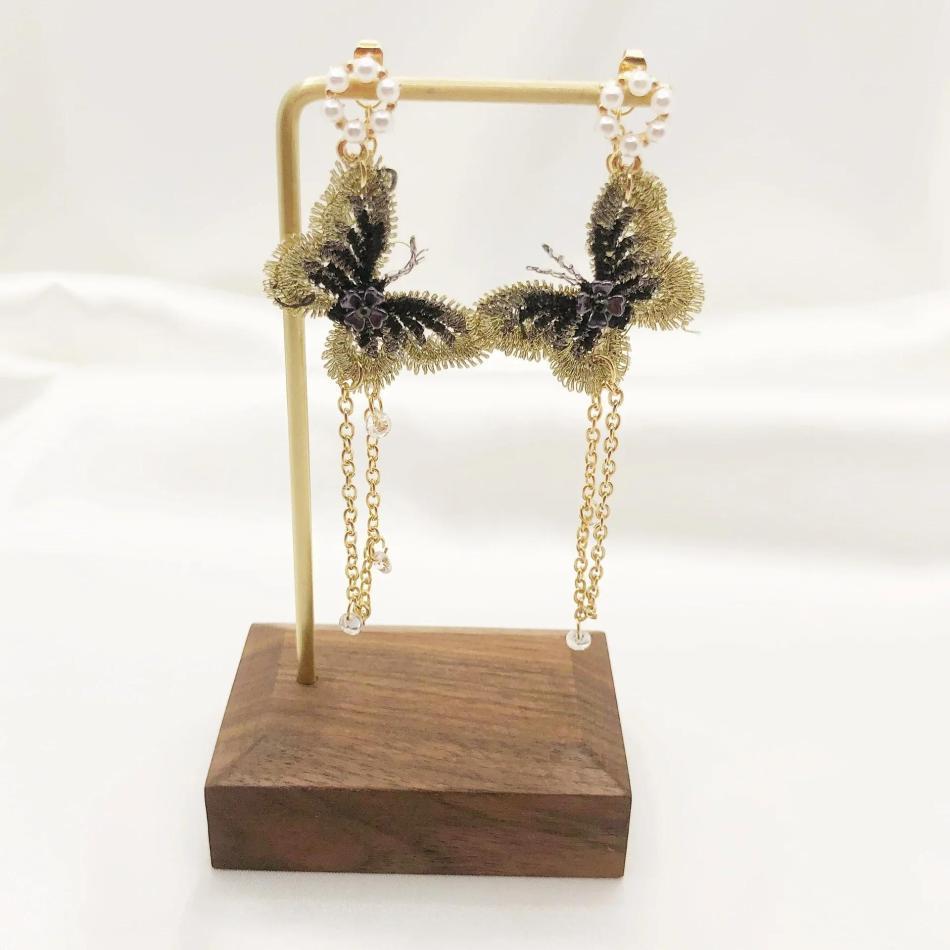 1 Pair 925 Silver Needle Embroidered Butterfly Earrings Simple Versatile Fashionable Long Tassel Pearl Earrings